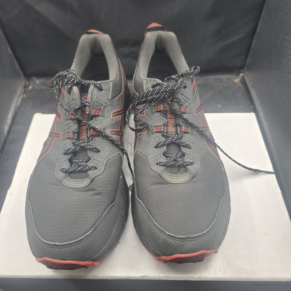 Asics Men's Athletic Shoes in Gray and Red